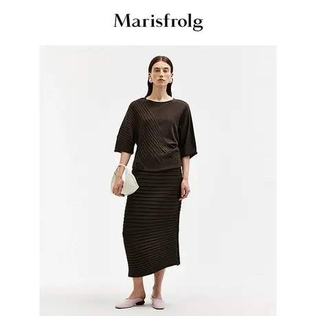 【轻密针织】玛丝菲尔夏时尚坑条肌理落肩蝙蝠袖宽松上衣商品大图