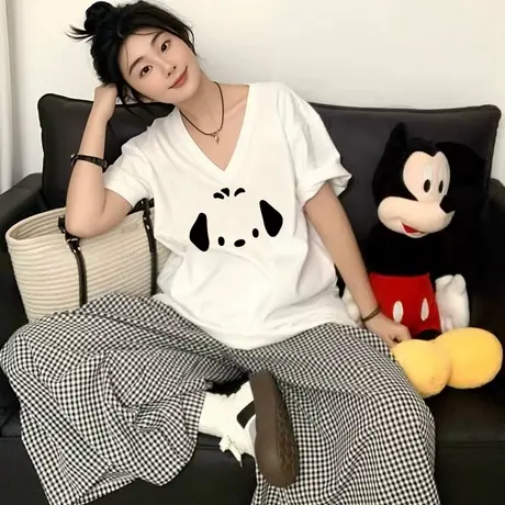 oversize白色V领短袖t恤女超火减龄小个子胖mm上衣ins潮复古港味商品大图