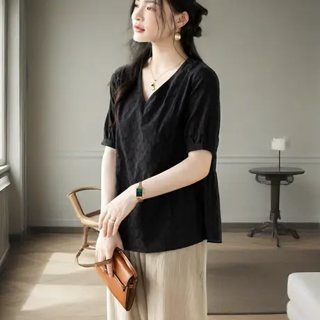 黑色气质V领短袖衬衫女夏季年新款设计感小衫宽松显瘦独特女上衣图片