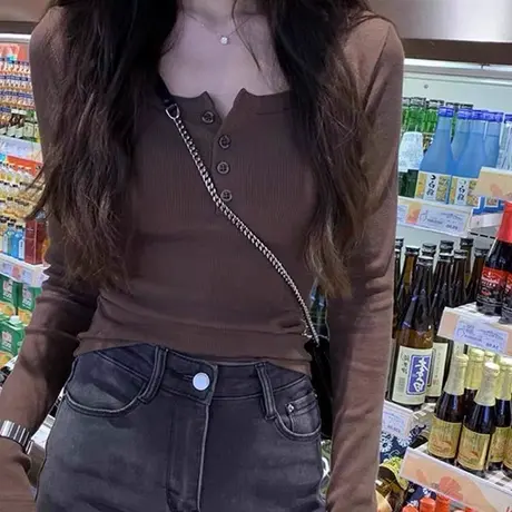 别致纽扣白色t恤女2025夏季新款韩版修身长袖打底衫短款低领上衣商品大图