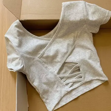 后背镂空设计感短袖T恤女夏季修身韩版短款小个子带胸垫纯欲上衣商品大图