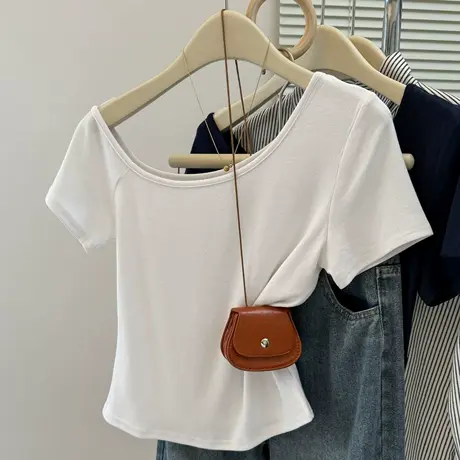 纯欲性感斜领露肩短袖T恤女夏季2025新款修身韩版短款甜辣妹上衣图片