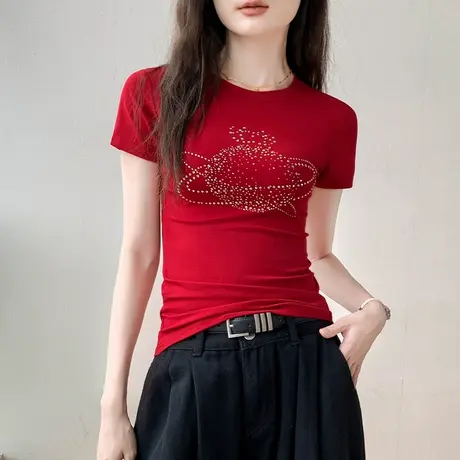 时尚圆领烫钻设计感正肩短袖T恤女修身显瘦别致小众内搭辣妹上衣图片