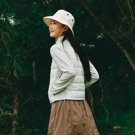 【直播】艾莱依鹅绒羽绒服女轻户外拼接设计轻薄款舒适立领春外套商品大图