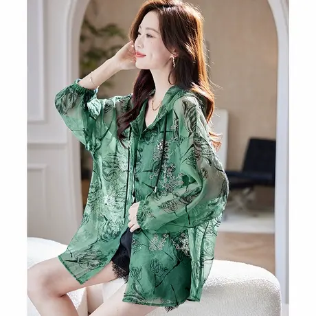 宝诗黎连帽印花镂空防晒衬衫女2025夏季时尚宽松减龄休闲大码外套图片