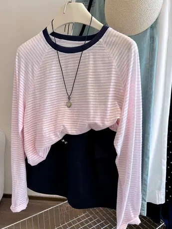 后背小铁扣设计！撞色领轻薄雪花棉夏季多巴胺条纹长袖防晒T恤女图片