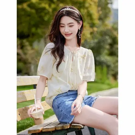 时尚气质衬衫2024年夏季新款女泡泡袖镂空碎花温柔百搭短袖上衣商品大图