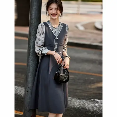 时尚气质连衣裙2024年秋季新款拼接碎花高级感通勤假三件套长裙商品大图