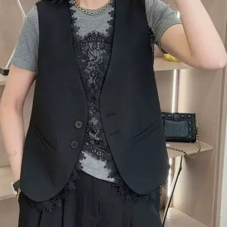 2025春季新品欧货女装拼色蕾丝花边V领无袖马甲背心上衣时尚百搭商品大图