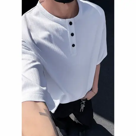 纽扣短袖t恤男夏季新款设计感宽松半袖美式潮牌情侣圆领款体恤衫图片