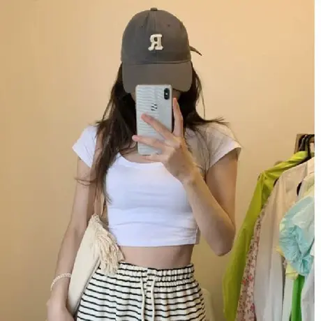 短款正肩T恤女内搭夏季修身U领打底衫短袖设计感小众chic甜辣上衣商品大图