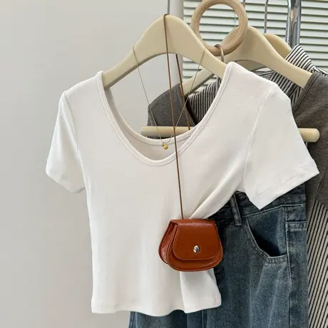 chic甜辣V领大领口短袖T恤女夏季韩版修身短款正肩露锁骨上衣半袖图片