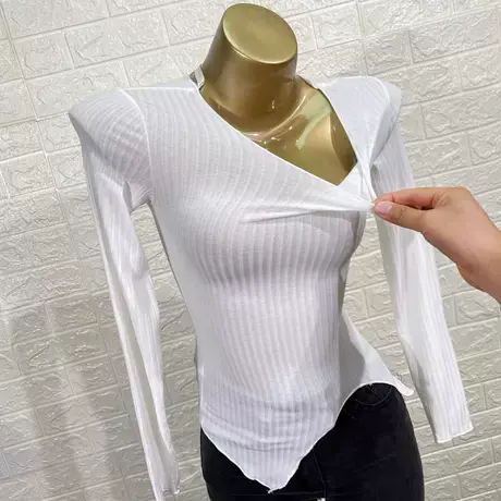 韩国东大门2021夏季新款紧身性感显身材长袖Ｔ恤女不规则开叉上衣图片