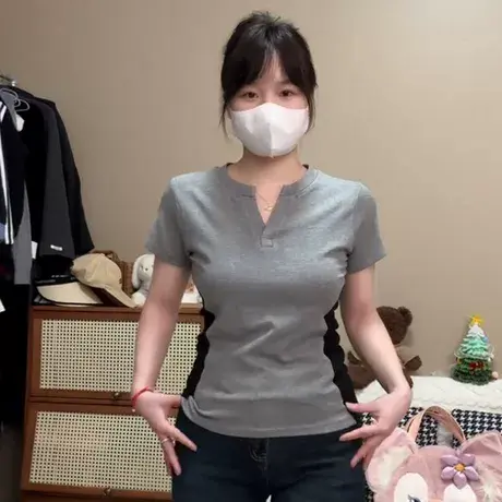 韩系高级感拼色V领短袖T恤女夏季修身韩版打底衫内搭正肩半袖上衣图片