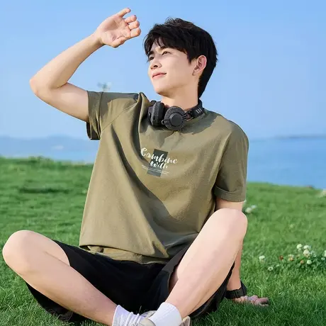 唐狮夏季新款男短袖T恤简约宽松圆领上衣学生简约内搭打底衫t图片