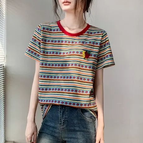 彩色条纹刺绣圆领短袖t恤女2025春季新款宽松正肩多巴胺穿搭上衣图片