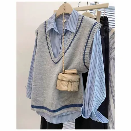 2025超火春装新款灰色v领针织女士马甲女时髦洋气叠穿小个子上衣商品大图