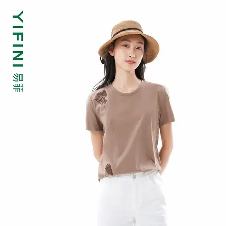 [专柜同款]Yifini/易菲棉混纺绣花圆领宽松短款时尚针织T恤女上衣图片