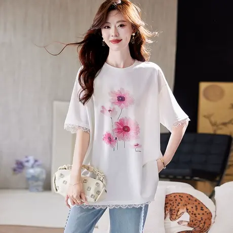 宝诗黎圆领蕾丝拼接印花T恤2025夏季设计感洋气棉质宽松大码女装图片