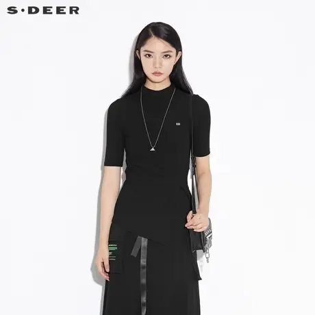 sdeer圣迪奥女装搭袢装饰字母贴布不规则摆短袖针织S19280142图片