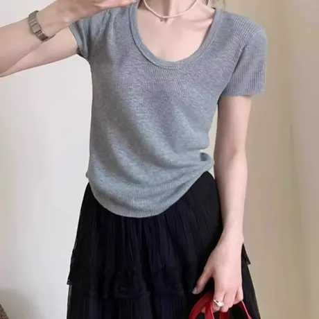 u领冰丝针织衫正肩短袖t恤女2025新款夏季设计感修身独特漂亮上衣图片