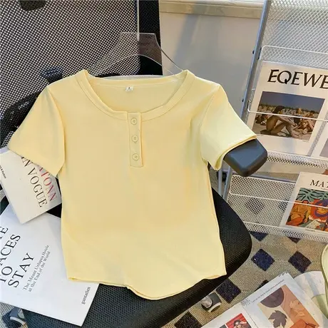 正肩短袖t恤女夏季2024年新款设计感辣妹不规则弧形短款上衣图片