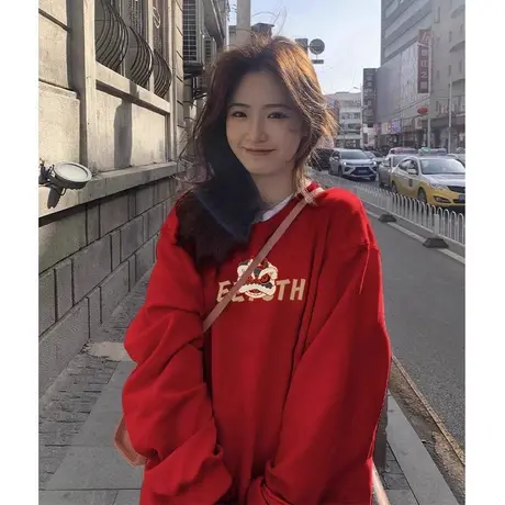 oversize大码本命年红色卫衣女冬季圣诞穿搭外套ins加绒圆领上衣商品大图