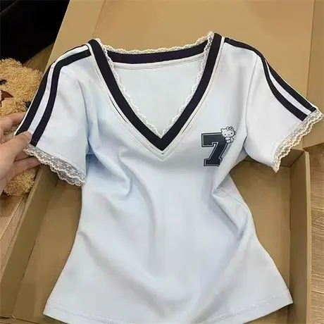 美式复古V领蕾丝拼接短袖T恤女夏季修身韩版设计感小众半袖上衣潮图片