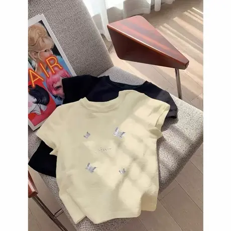 简简单单，不挑人！别致绝美奶杏正肩短袖t恤女夏季新款修身上衣商品大图