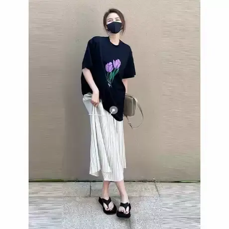 美式复古黑色短袖设计感小众正肩t恤女夏季2025新款宽松显瘦上衣商品大图