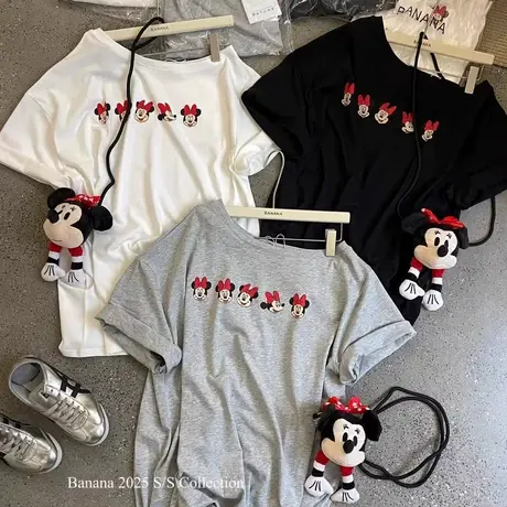 韩国东大门夏季新款米奇印花卡通斜肩短袖T恤女宽松休闲露肩上衣图片