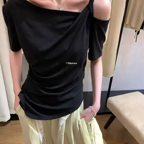十三行女装设计感小众露肩T恤2025夏季新款短袖斜边显瘦休闲上衣图片