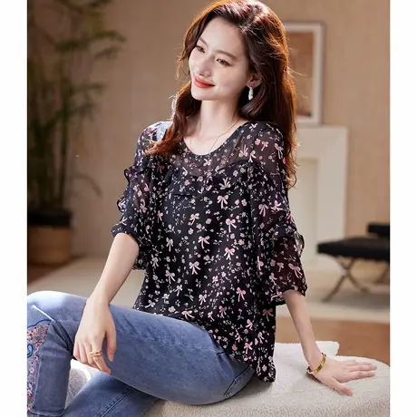 宝诗黎【新品价158元】圆领印花短袖小衫AVR2026商品大图