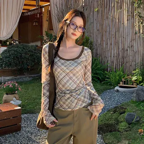 尔给夏季新款格纹修身花格设计感长袖打底衫显瘦上衣女商品大图