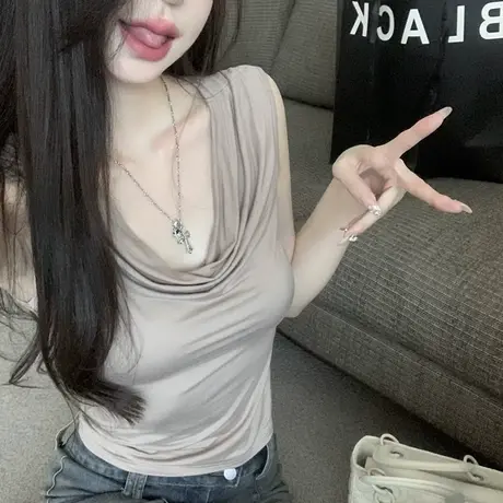 秋季纯欲设计感荡领无袖背心T恤女小众甜辣性感高腰短款别致上衣商品大图