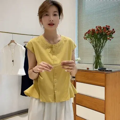 2025新款圆领荷叶边无袖衬衫上衣设计感单排扣压褶休闲舒适百搭女图片