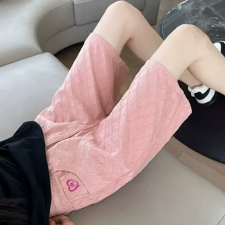 粉色刺绣牛仔五分短裤女夏季薄款小个子高腰宽松菱格提花直筒中裤图片