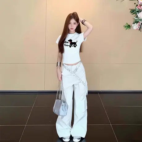 白色夏日正肩显瘦修身短袖t恤女2025新款半袖特别漂亮的短款上衣商品大图