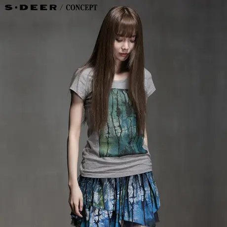sdeer圣迪奥女雨后绿林印花灰色t恤女S15280153图片