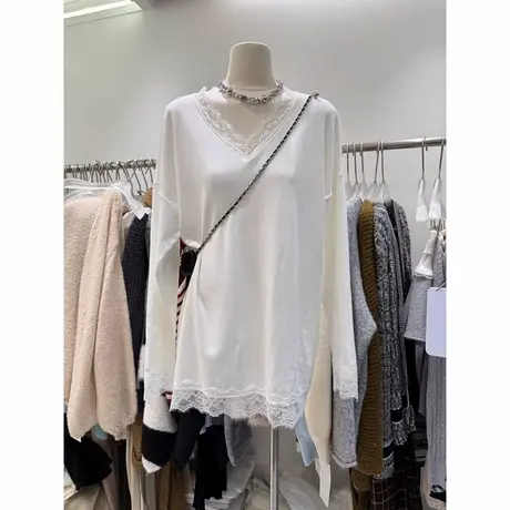 白色蕾丝花边V领正肩打底衫女秋冬宽松内搭德绒长袖T恤磨毛上衣服商品大图