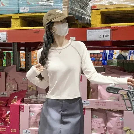 KWV真维斯杏色长袖t恤女2025新款爆款春秋修身短款上衣打底衫商品大图