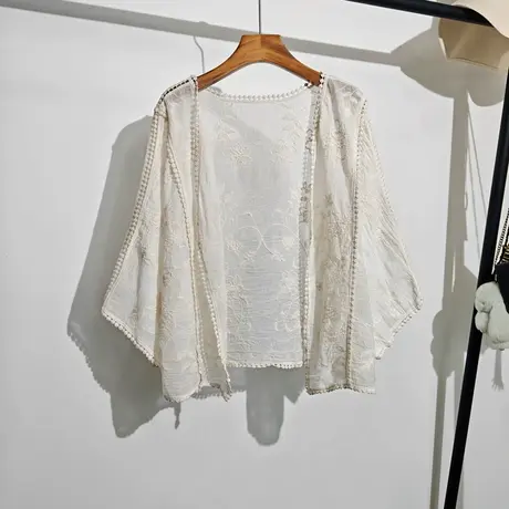 波西米亚度假风镂空蕾丝衫女夏季新款宽松蝙蝠袖防晒披肩上衣开衫图片