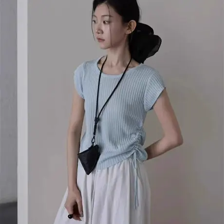 冰丝针织衫正肩短袖T恤女夏季设计感显瘦超好看独特漂亮掐腰上衣图片
