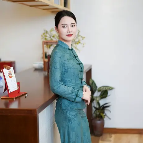 筠雅秋季新款收腰显瘦唐装中国风年轻款女装新中式盘扣上衣24J307图片