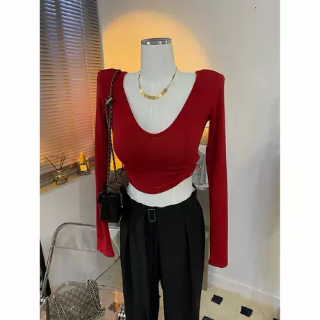 经典款yyds~垫肩低领鸡心领美式短款修身长袖T恤女早秋新绿色显白商品大图