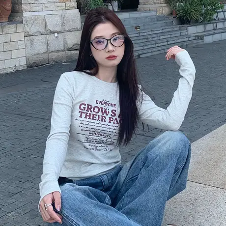 尔给T恤修身显瘦圆领长袖25春新款时尚简约印花上衣美式复古图片