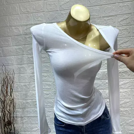 女神基础t恤！柔软舒适长袖针织衫薄款微透大圆领修身打底衫上衣图片