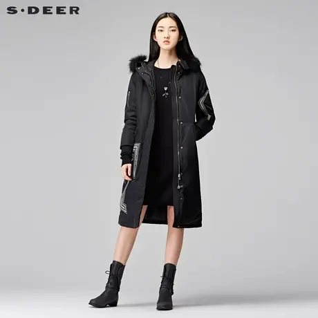 sdeer圣迪奥2018冬装银色图腾贴布长款连帽毛领羽绒服女S17482425图片