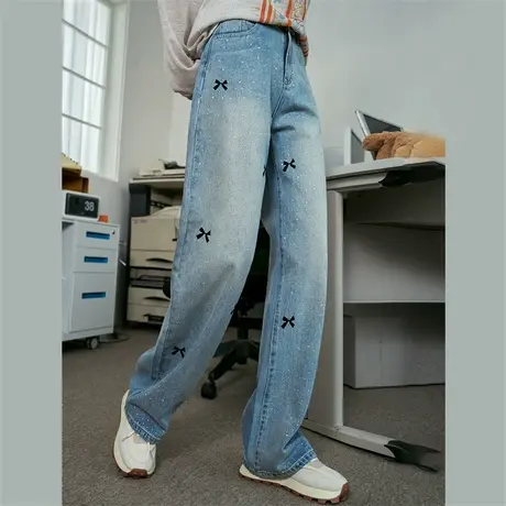 a02街头高腰蝴蝶结烫钻直筒长裤2025春季休闲女式牛仔裤图片