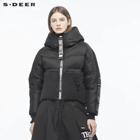 sdeer圣迪奥酷感字母几何印胶H型高领短款连帽羽绒服S18482416商品大图